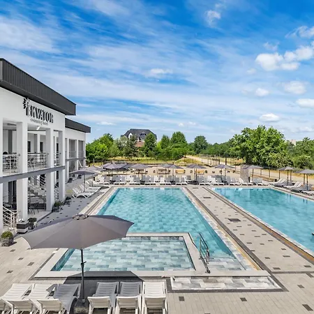 Ekvator New 2025 Hotell