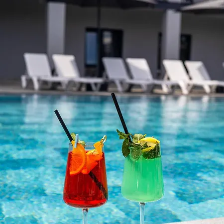 Ekvator New 2025 Hotell *