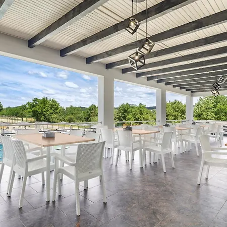 ホテル Ekvator New 2025 ソロトヴィノ